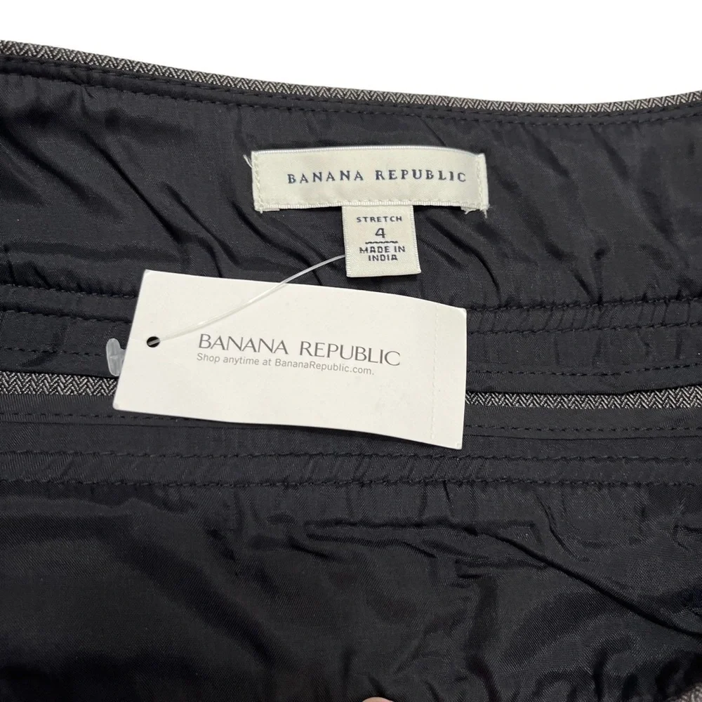 NWT Banana Republic Black & White Herringbone Pattern Stretch Pencil Skirt